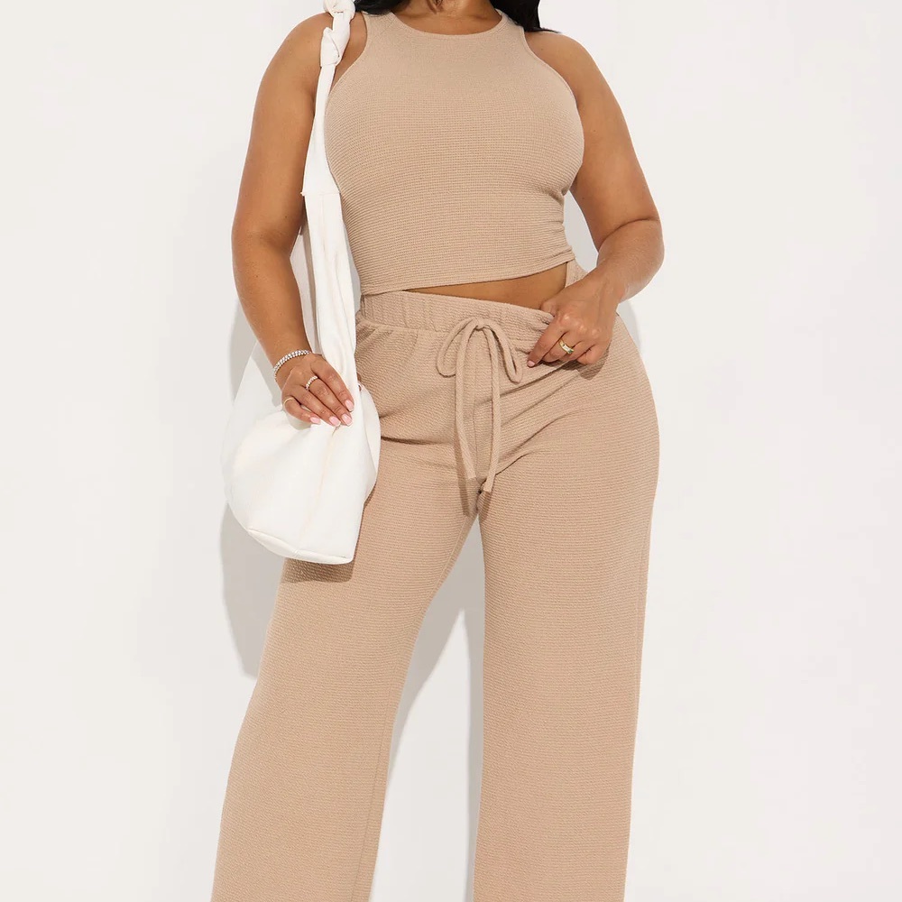 Fashion Nova Women’s Taupe Waffle Knit Drawstring Joggers